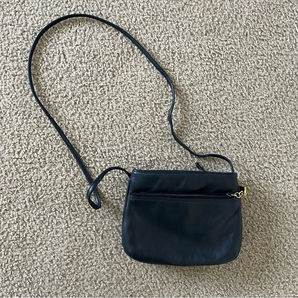 Giani Bernini | Crossbody Small Navy Bag - Picture 2 of 8
